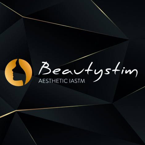 Immagine rappresentativa il logo Beautystim. Immagine con sfondo nero e inserti dorati
